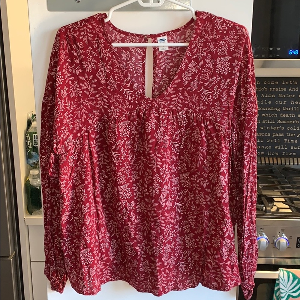 BRAND NEW Old Navy Red Floral Peasant Blouse